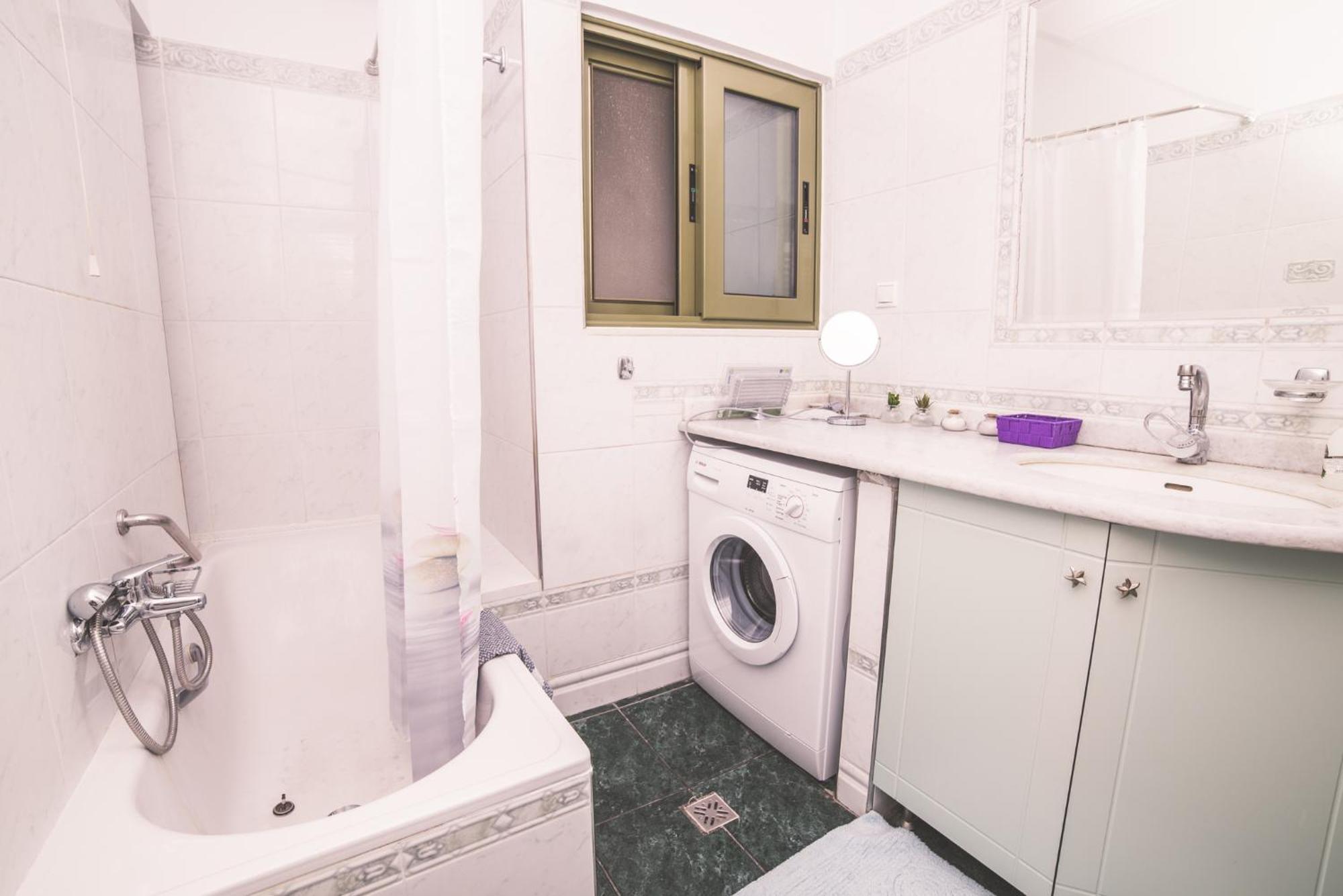 Lazarus 2Bd Apartment In The Center 파트라 외부 사진