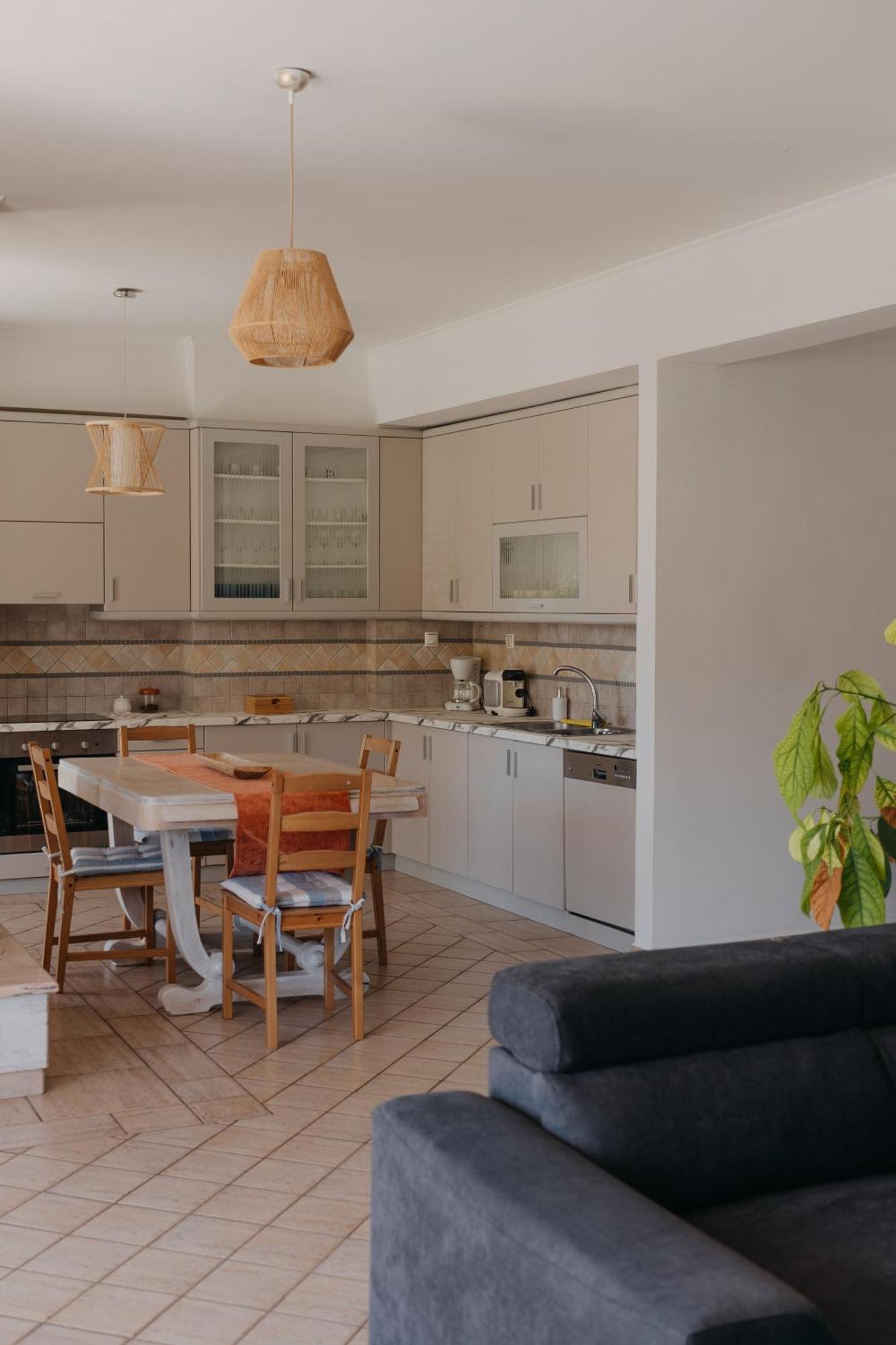 Lazarus 2Bd Apartment In The Center 파트라 외부 사진